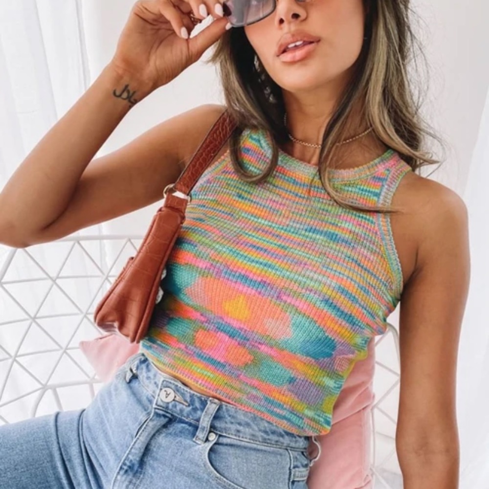 Verge girl rainbow tank